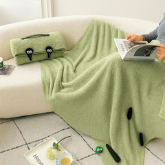 Plaid Animal Cocoon™ – Douceur, Fun & Cocooning